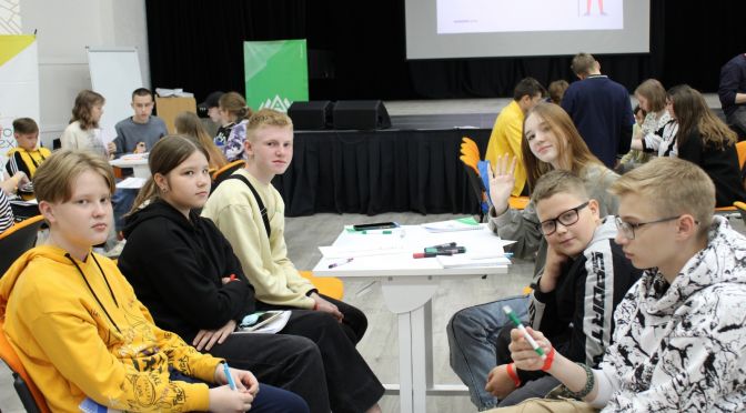 photo-1496307042754-b4aa456c4a2d