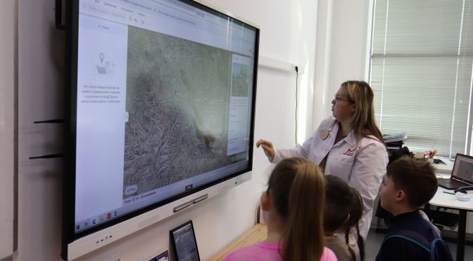 photo-1496307042754-b4aa456c4a2d